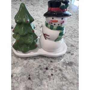 Snowman & Christmas Holiday Tree with Tray Ceramic Salt & Pepper Shakers Vtg New